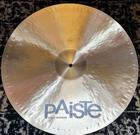 Paiste Formula 602 Modern Essentials 18" Crash 3.jpg