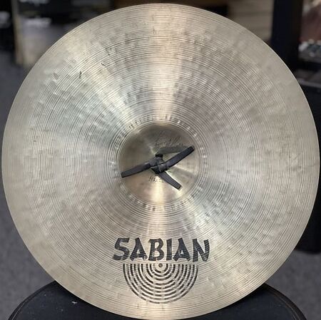 Sabian HH 19" Orchestral Viennese 3.jpg