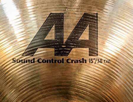 Sabian AA 15 Sound Control Crash 2.jpg