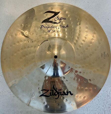 Z Custom 18 Projection Crash A.jpg