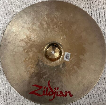 Zildjian Oriental 18 Trash Crash 3.jpg