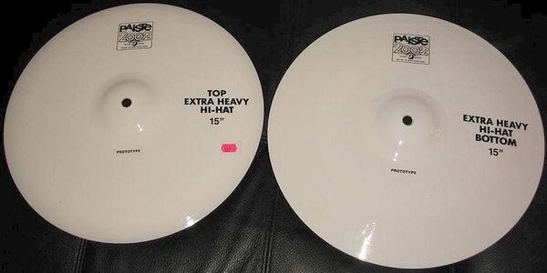 Paiste 2002 15 Extra Heavy Hi-Hat White 1.jpg