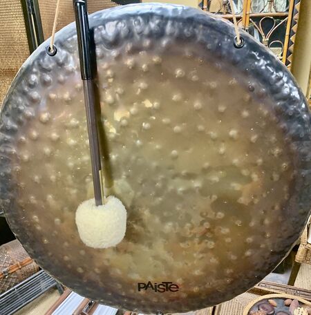 Paiste 26" Sound Creation Gong No. 3 1.jpg