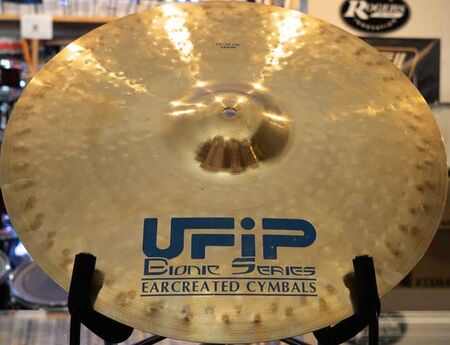 UFIP Bionic 17" Crash 1.jpg