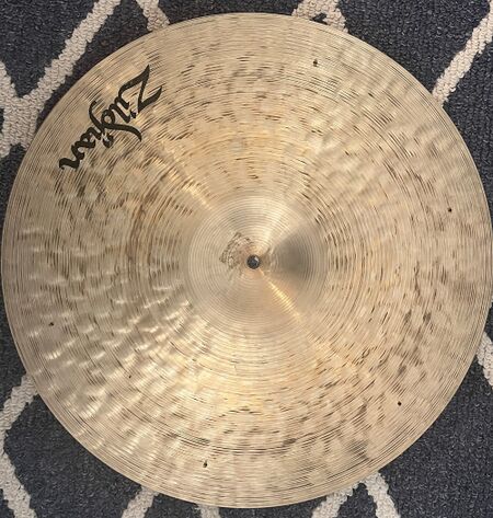 K Con 20 Medium 3.jpg