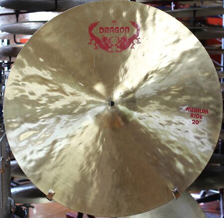 Meinl Dragon 20 Medium Ride 1.jpg