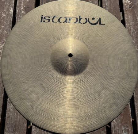 Istanbul 16" Extra Thin Crash 1.jpg