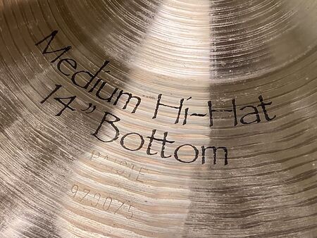 Signature 14 Medium Hi Hat 3.jpg
