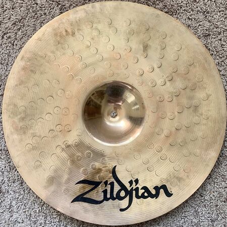 Zildjian ZBT Plus 16 Medium Thin Crash 3.jpg