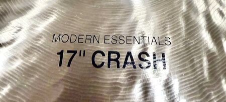 Paiste Formula 602 Modern Essentials 17" Crash 2.jpg