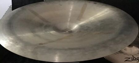 A Zildjian 27" Medium Swish 3.jpg