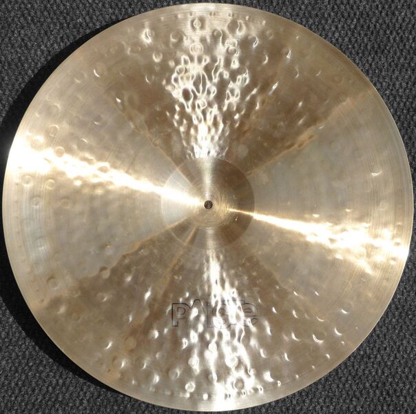 File:Paiste-602-Trans-Dark-bot.jpg