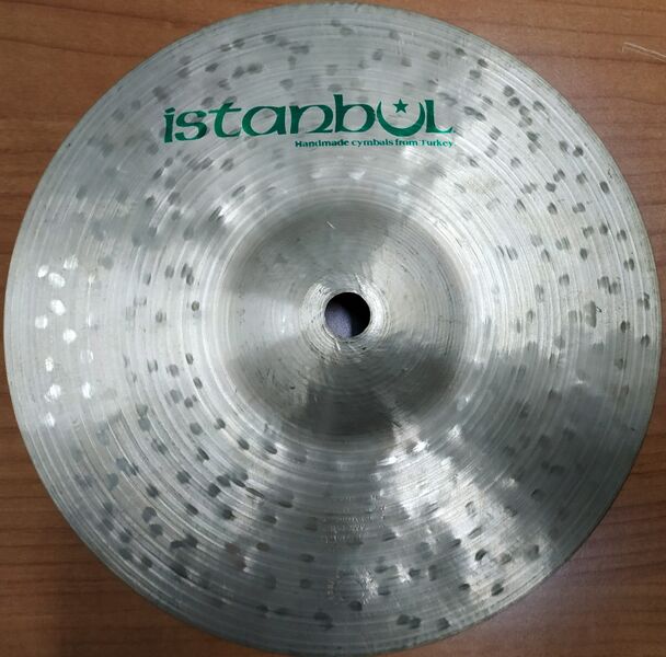 File:Istanbul 8" Splash 1.jpg