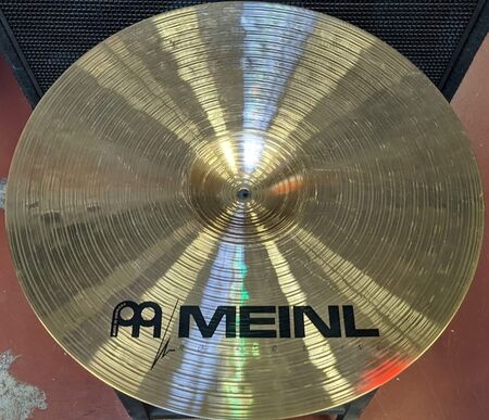 Meinl Classics 18" Medium Crash 3.jpg