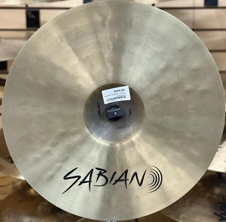 Sabian HHX 18" Thin Crash 3.jpg