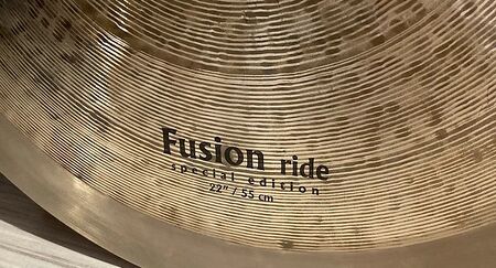 Istanbul Agop Custom Special Edition 22" Fusion Ride 2.jpg