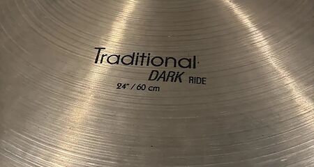 Istanbul Agop Traditional 24" Dark Ride 2.jpg