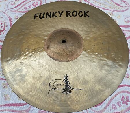 Istanbul Mehmet Funky Rock 16 Crash 1.jpg