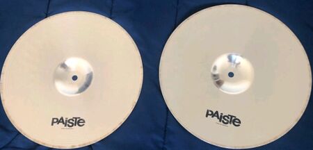 Paiste 402 13" Hi Hat 3.jpg