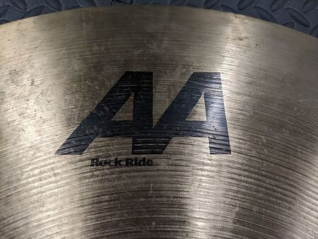 Sabian AA 30" Rock Ride 2.jpg