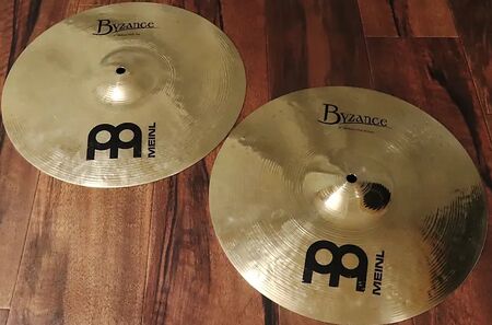 Meinl Byzance Brilliant 14 Medium Hihat 1.jpg