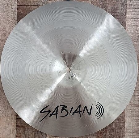 Sabian HH 16" Vanguard 3.jpg