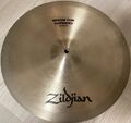 A Zildjian 16 Medium Thin Suspended 1.jpg
