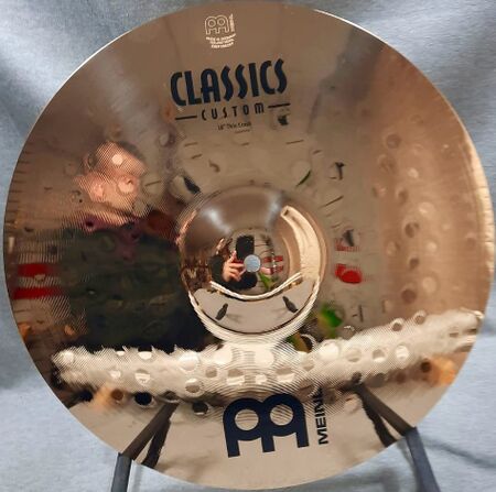 Meinl Classics Custom Brilliant 16" Thin Crash 1.jpg