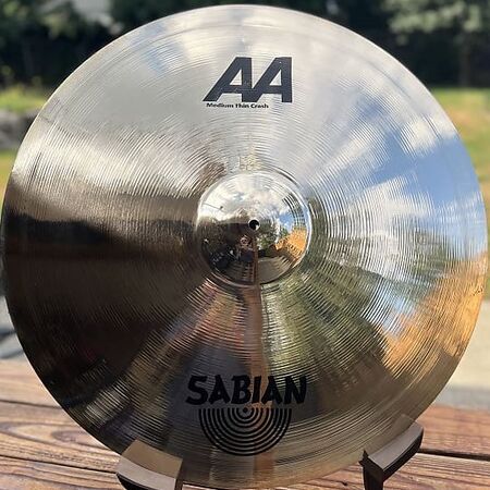 Sabian AA 26 Medium Thin Crash 1.jpg