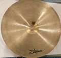 A Zildjian 24" Classic Orchestral Selection Special Selection 3.jpg