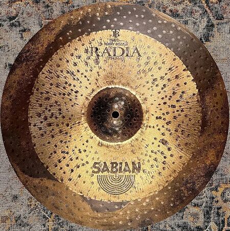 Sabian Radia 17 Crash 1.jpg