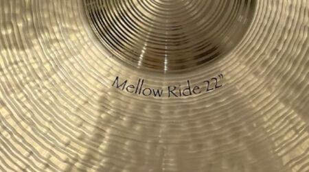 Paiste Signature 22" Mellow Ride 3.jpg
