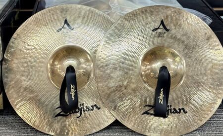 A Zildjian 16" Stadium Medium 1.jpg
