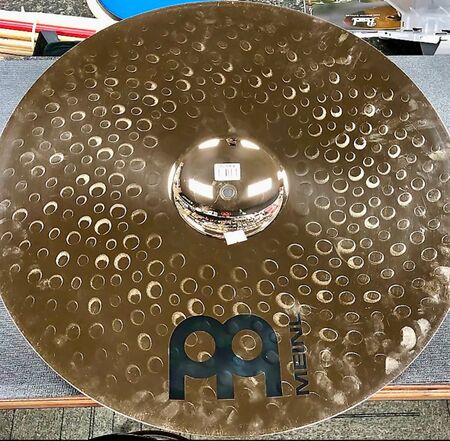 Meinl Classics Custom Brilliant 20" Powerful Ride 3.jpg